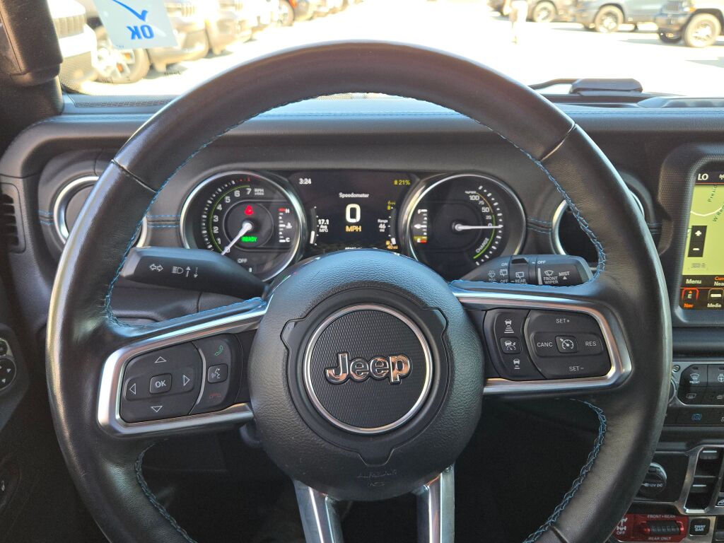 2023 Jeep Wrangler Rubicon 4xe photo 32