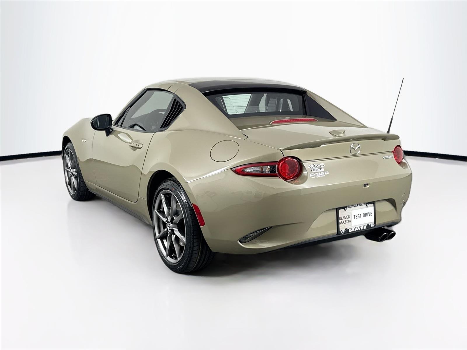 2023 Mazda MX-5 Miata Miata RF Grand Touring photo 8