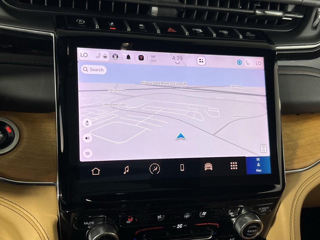 2024 Jeep Grand Cherokee L Summit Reserve photo 15