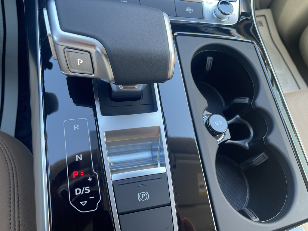 2025 Audi Q7 45 Premium Plus photo 30