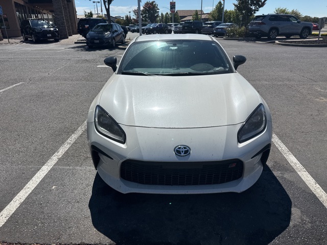 2024 Toyota GR86 Premium photo 3
