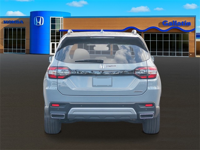 2025 Honda Pilot Touring photo 3