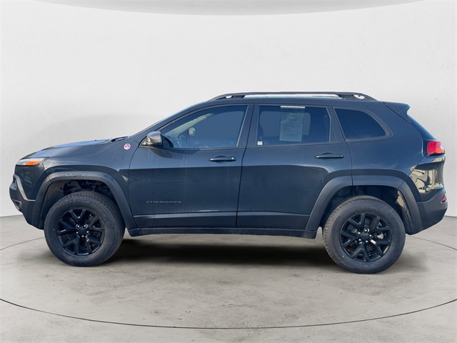2017 Jeep Cherokee Trailhawk photo 2