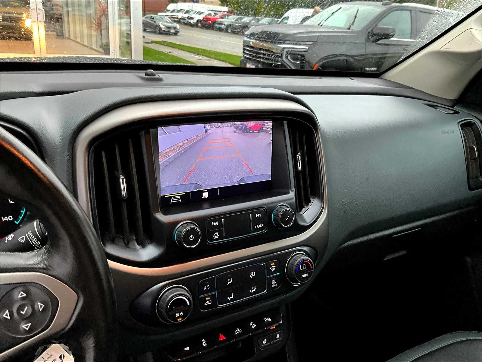 2022 Chevrolet Colorado Z71 photo 19