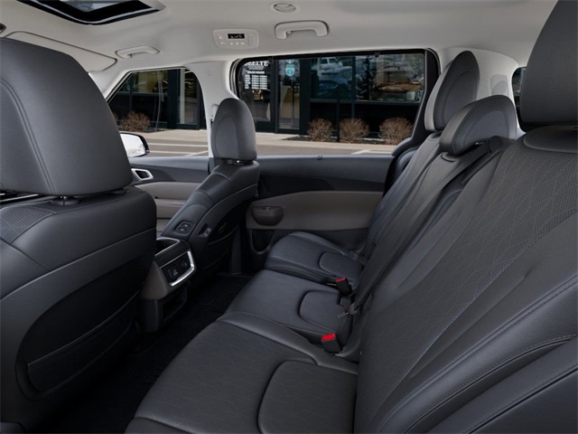 2026 Kia Carnival SX photo 18