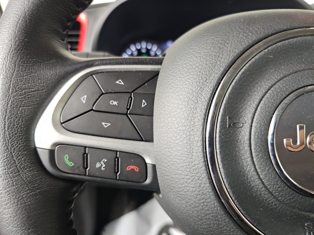 2023 Jeep Renegade Trailhawk photo 15