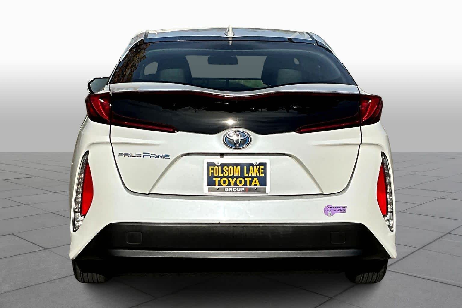 2019 Toyota Prius Prime Premium photo 4