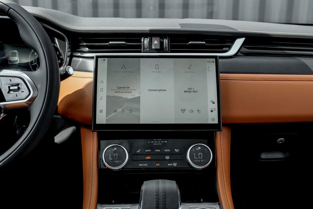 2026 Jaguar F-PACE P250 R-Dynamic S photo 14