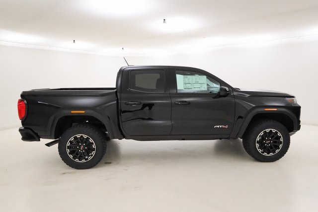 2026 Gmc Canyon AT4 photo 2