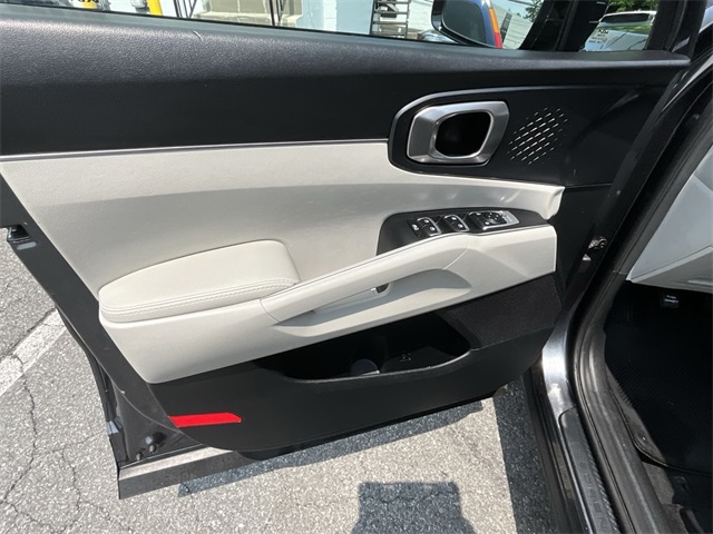 2022 Kia Sorento S photo 6