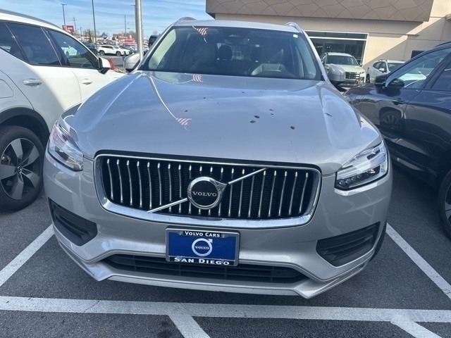 2023 Volvo XC90 B5 Core photo 3