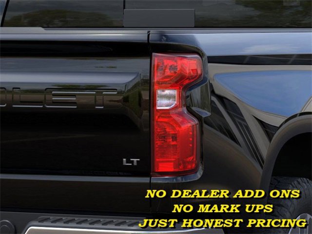 2025 Chevrolet Silverado 1500 LT photo 11