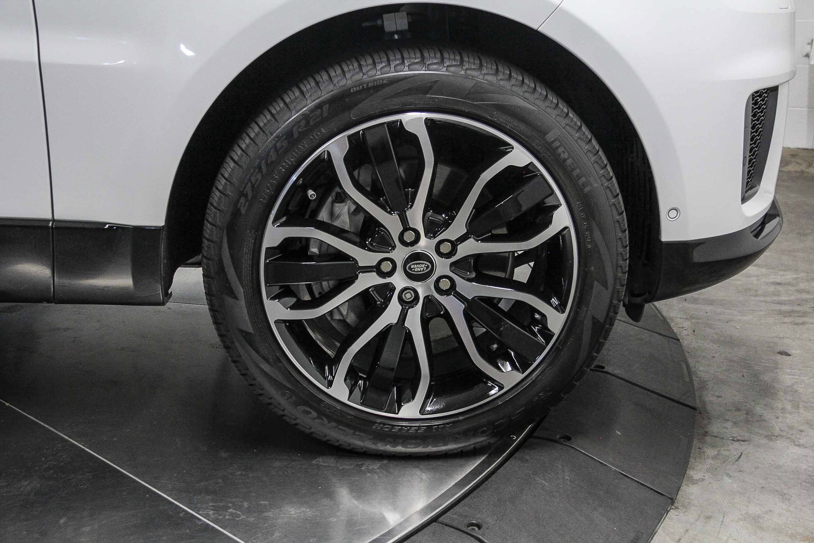 2022 Land Rover Range Rover Sport HSE Silver Edition photo 5