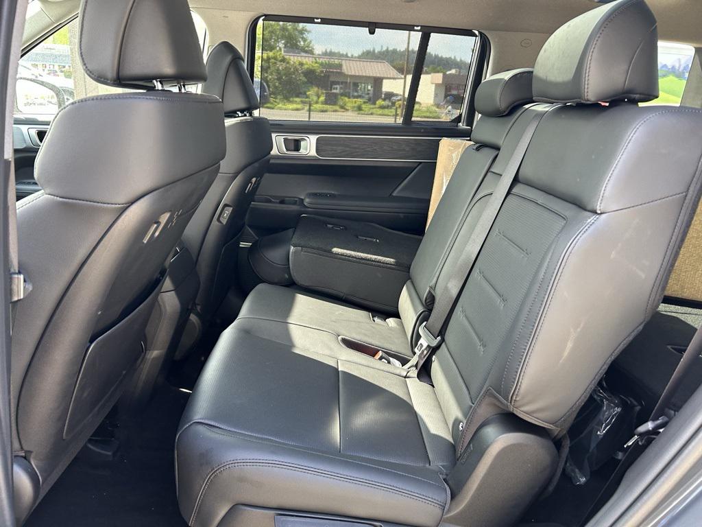 2025 Hyundai Santa Fe Limited photo 23