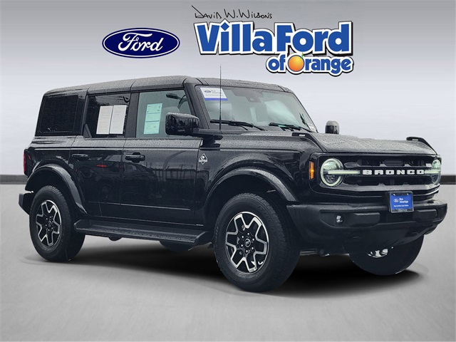 2025 Ford Bronco 4-Door Outer Banks's photo