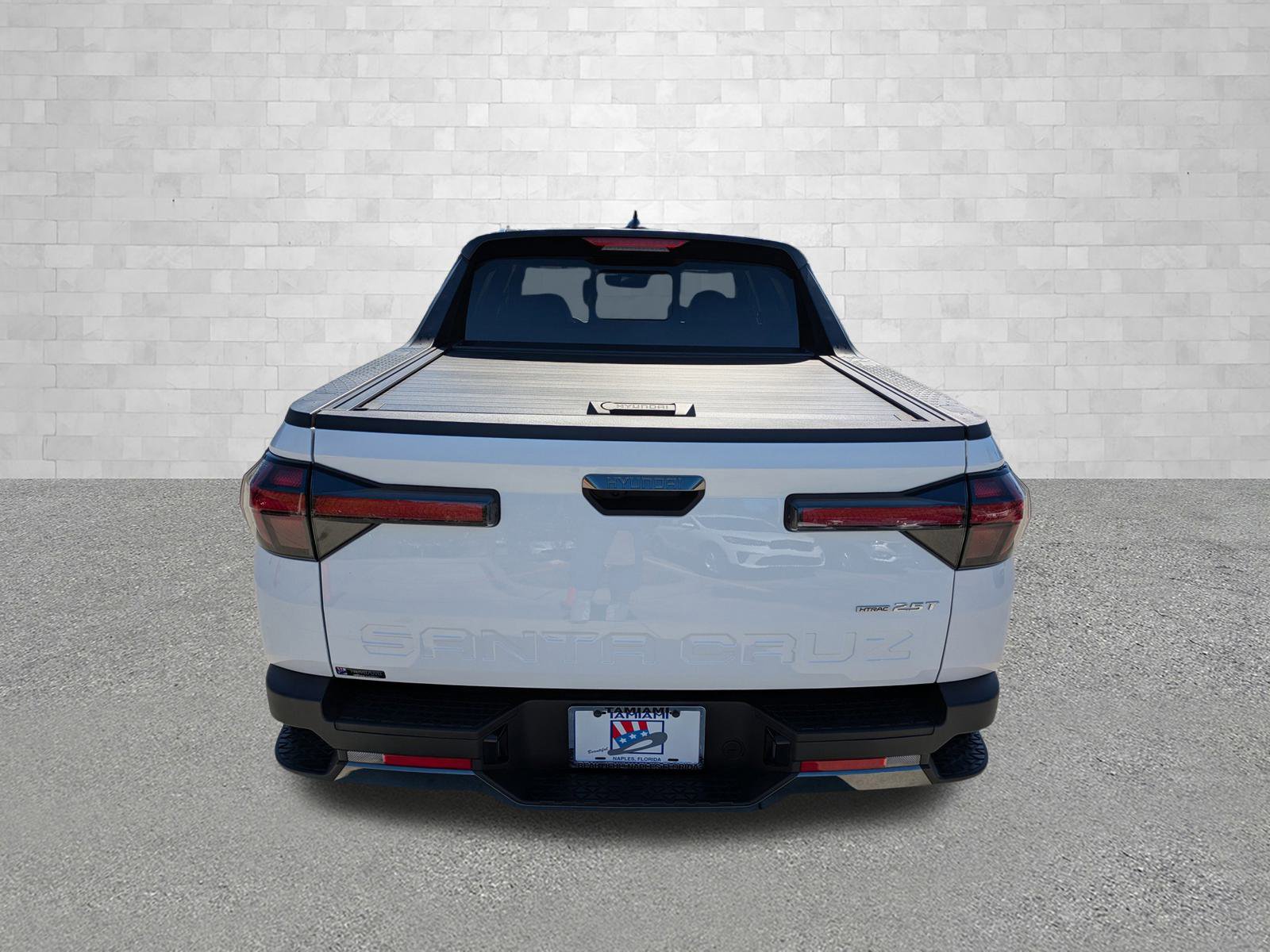 2024 Hyundai Santa Cruz Limited photo 3