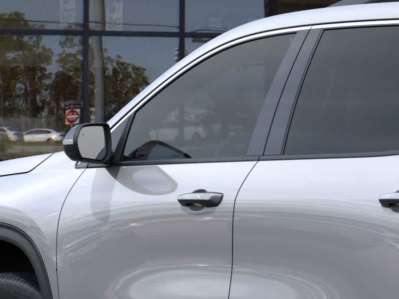 2025 Chevrolet Traverse photo 11