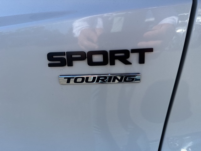 2023 Honda CR-V Hybrid Sport Touring photo 10