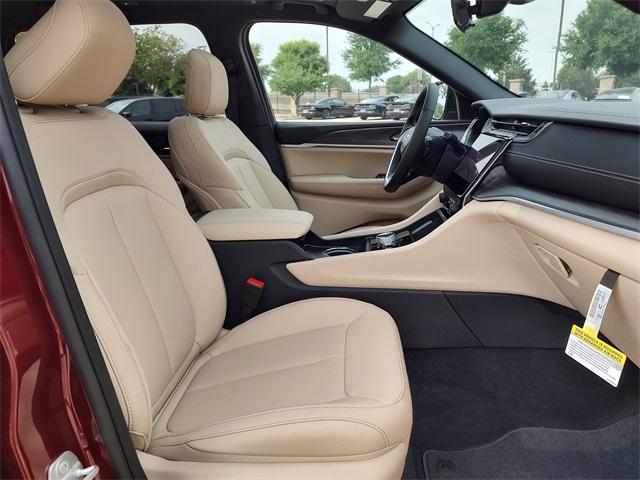 2025 Jeep Grand Cherokee Limited photo 27