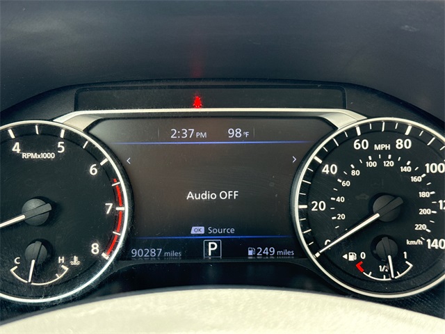 2022 Nissan Altima 2.5 SR photo 27
