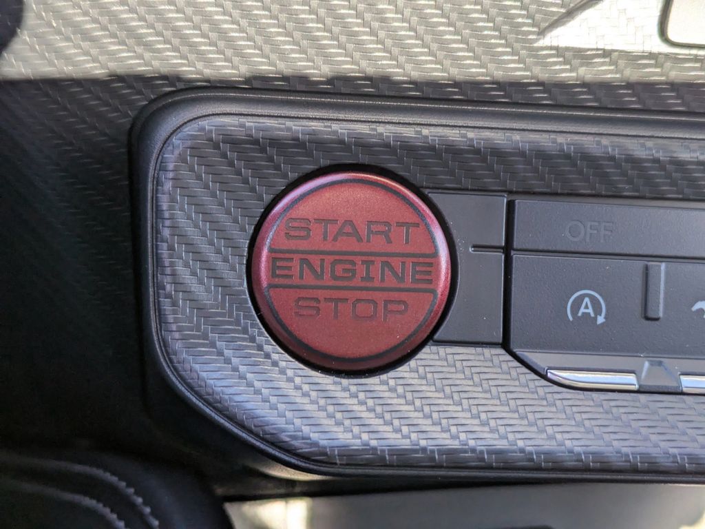 2025 Ford Mustang EcoBoost Premium photo 28