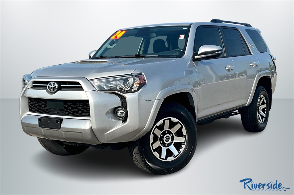 2024 Toyota 4Runner TRD Off-Road Premium photo 3