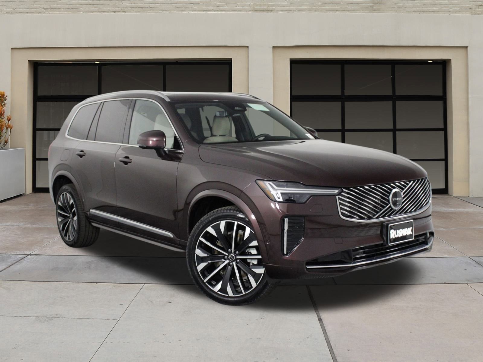 2025 Volvo XC90 B5 Plus photo 17