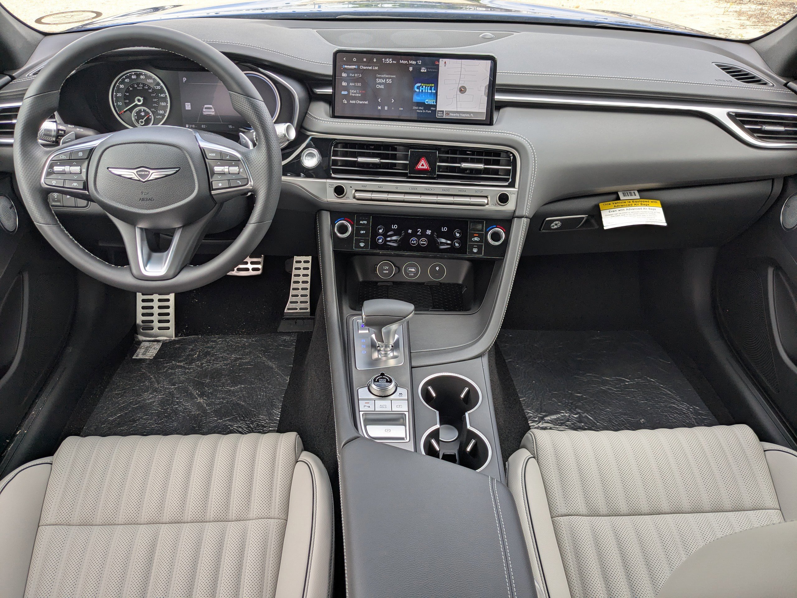 2025 Genesis G70 2.5T photo 10