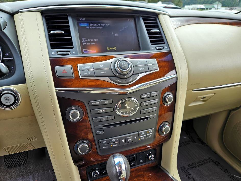 2017 Infiniti QX80 Base photo 18