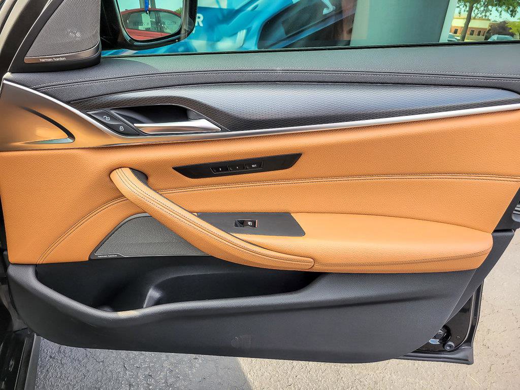 2021 BMW M550I - Image 29