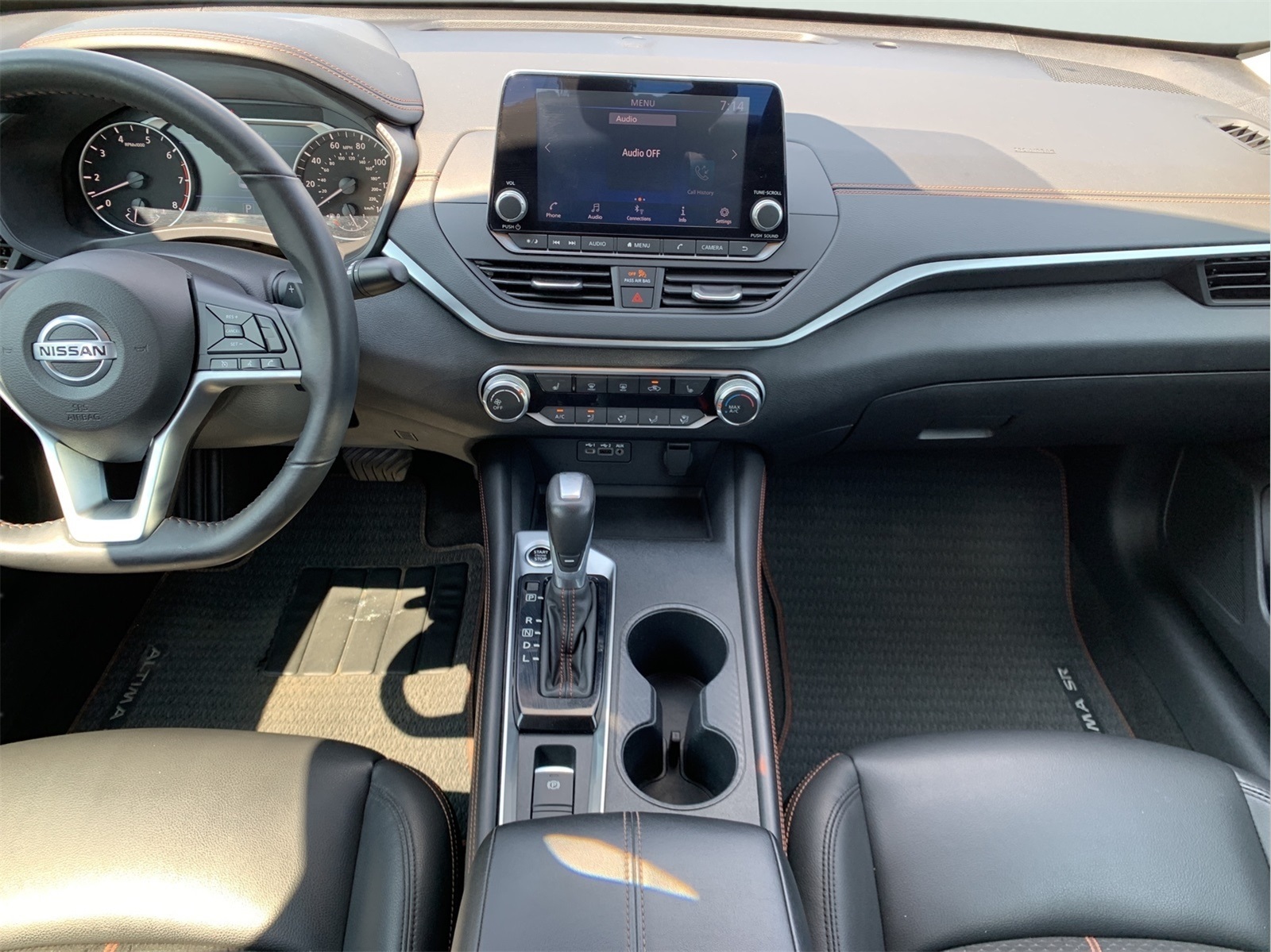 2022 Nissan Altima 2.5 SR photo 21