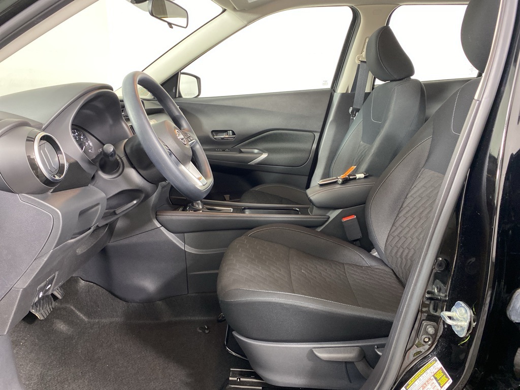 2023 Nissan Kicks SV photo 12