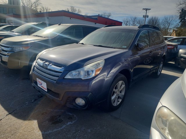 2014 Subaru Outback 2.5i Premium Wagon 4
