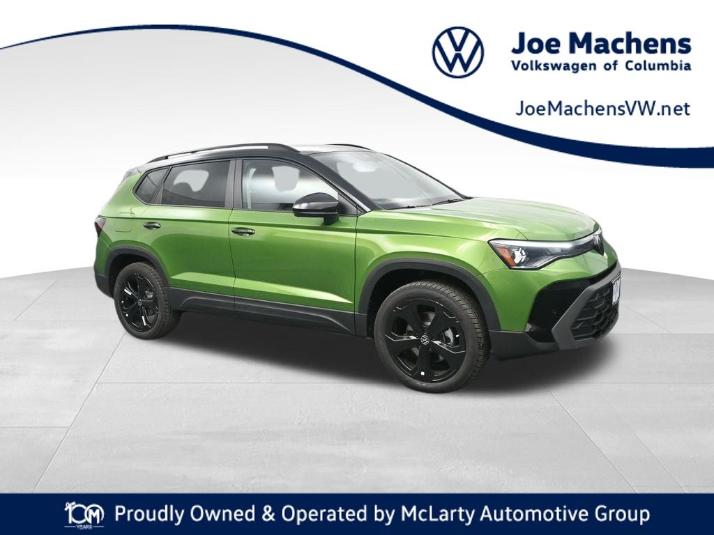 2026 Volkswagen Taos SE Black/Nightshade's photo