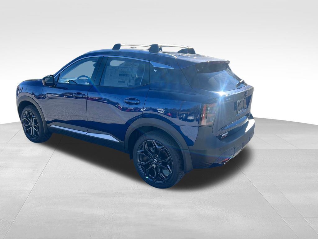 2026 Nissan Kicks SR photo 3