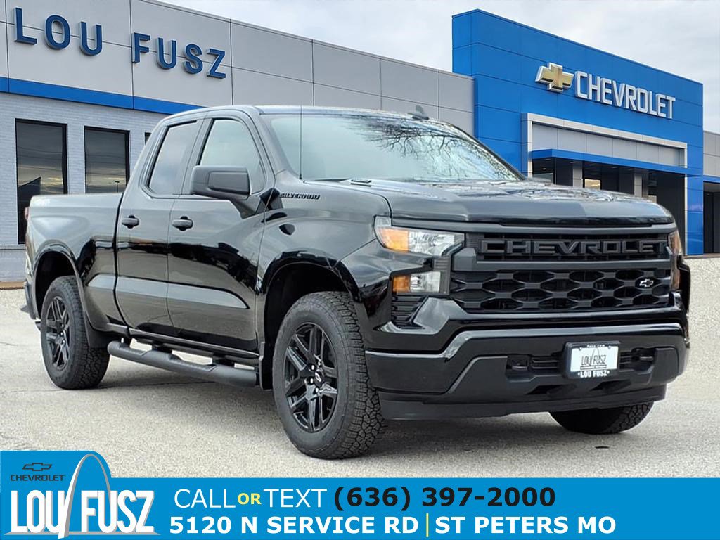 2026 Chevrolet Silverado 1500 Custom's photo