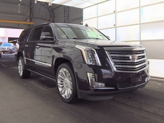 2018 Cadillac Escalade ESV Platinum photo 3