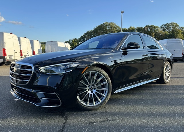 2026 Mercedes Benz S 580 4MATIC photo 3