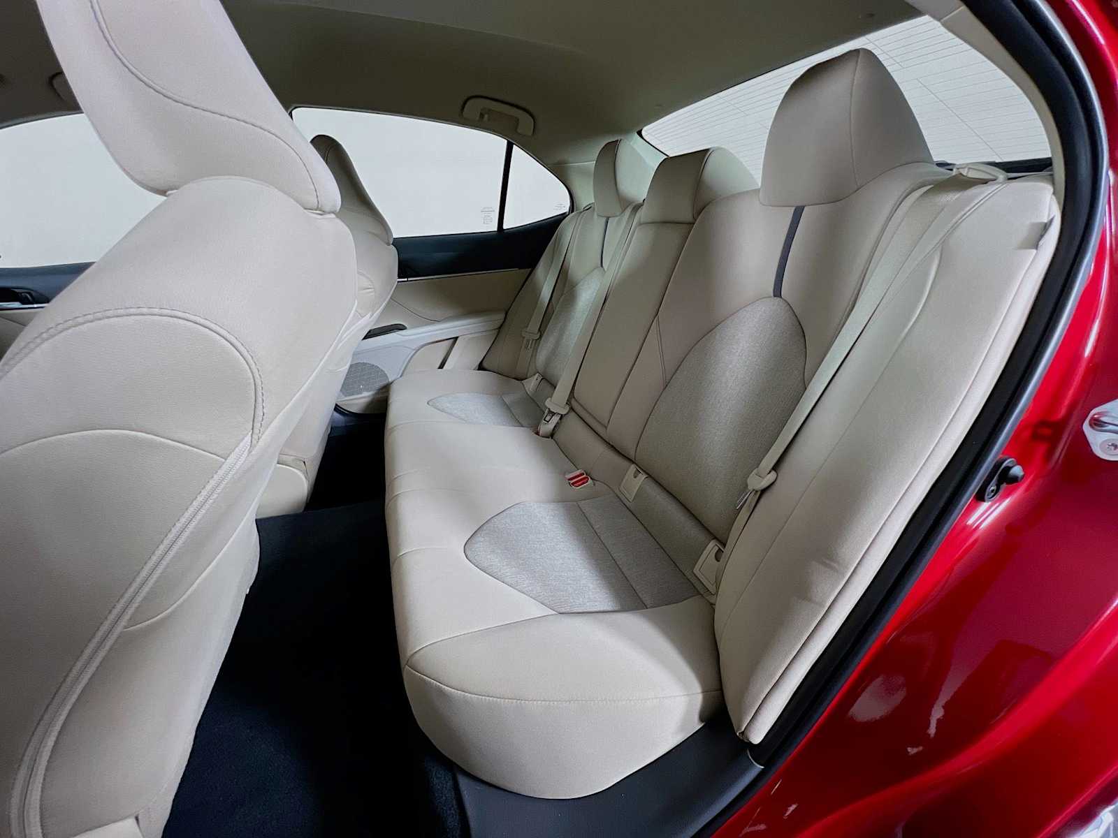 2023 Toyota Camry LE photo 21