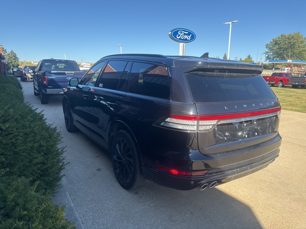 2022 Lincoln Aviator Reserve photo 4