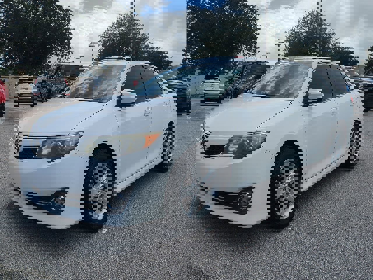 2013 Toyota Camry SE photo 5
