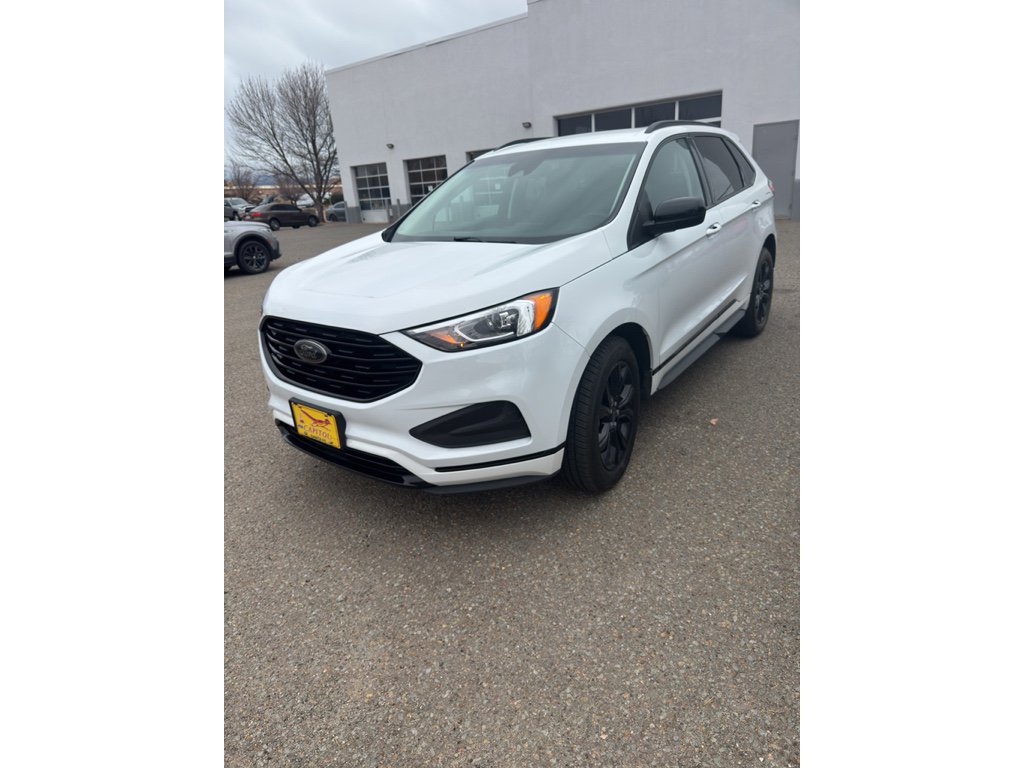 2022 Ford Edge SE