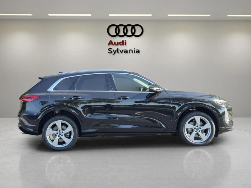 2025 Audi Q5 2.0T Premium Plus photo 8