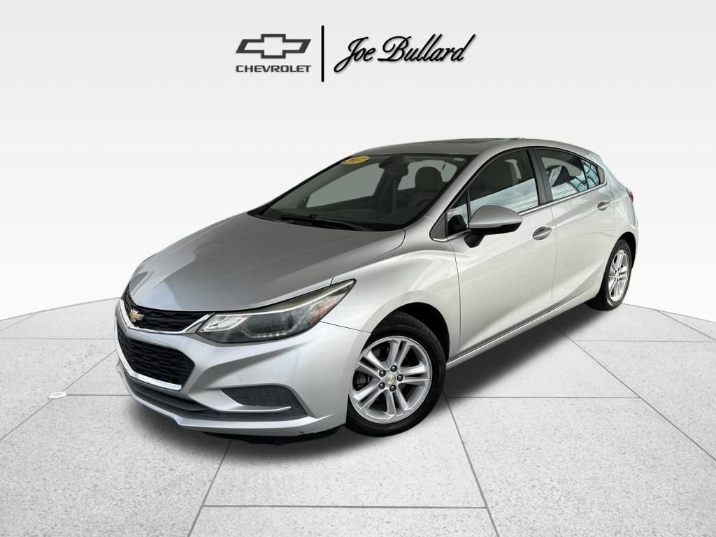 2017 Chevrolet Cruze LT's photo