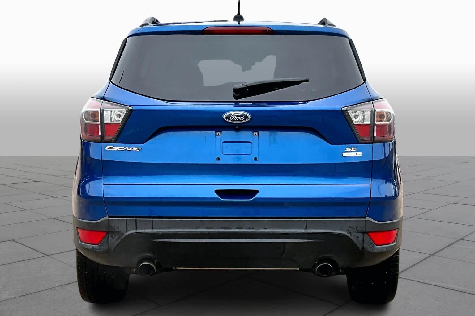2017 Ford Escape SE photo 3