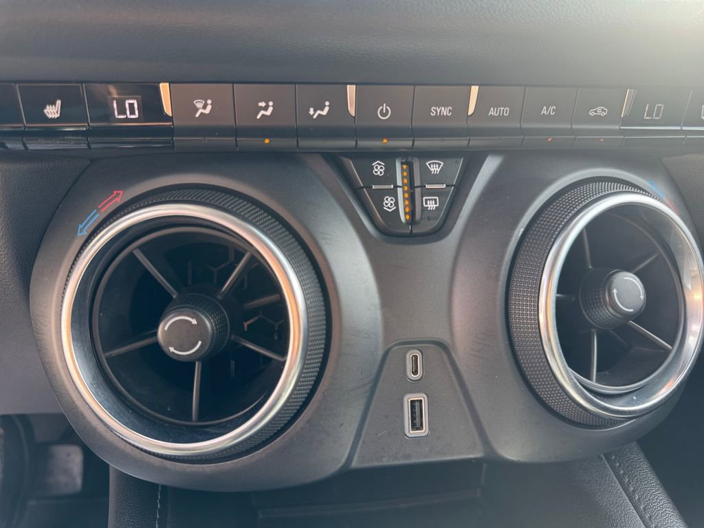 2022 Chevrolet Blazer 2LT photo 28