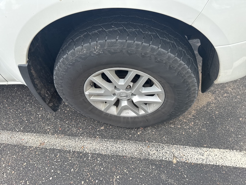 2019 Nissan Frontier SV photo 15