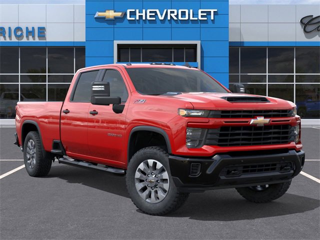 2025 Chevrolet Silverado 2500HD Custom photo 7