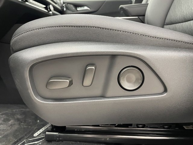 2026 Chevrolet Equinox LT photo 8