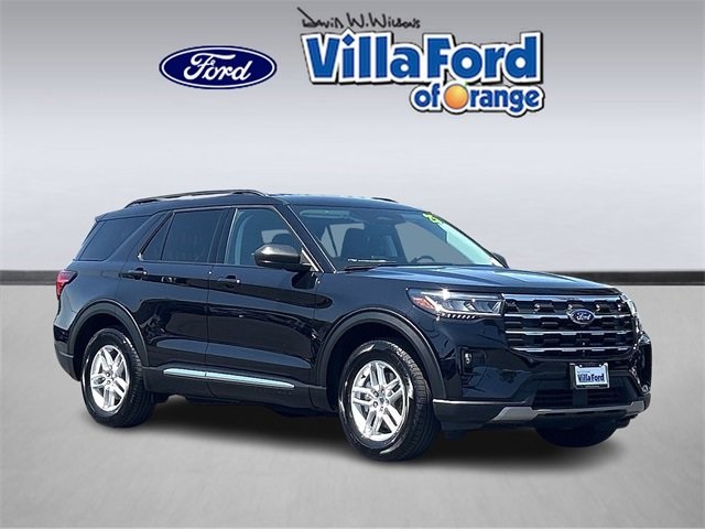 2025 Ford Explorer Active's photo